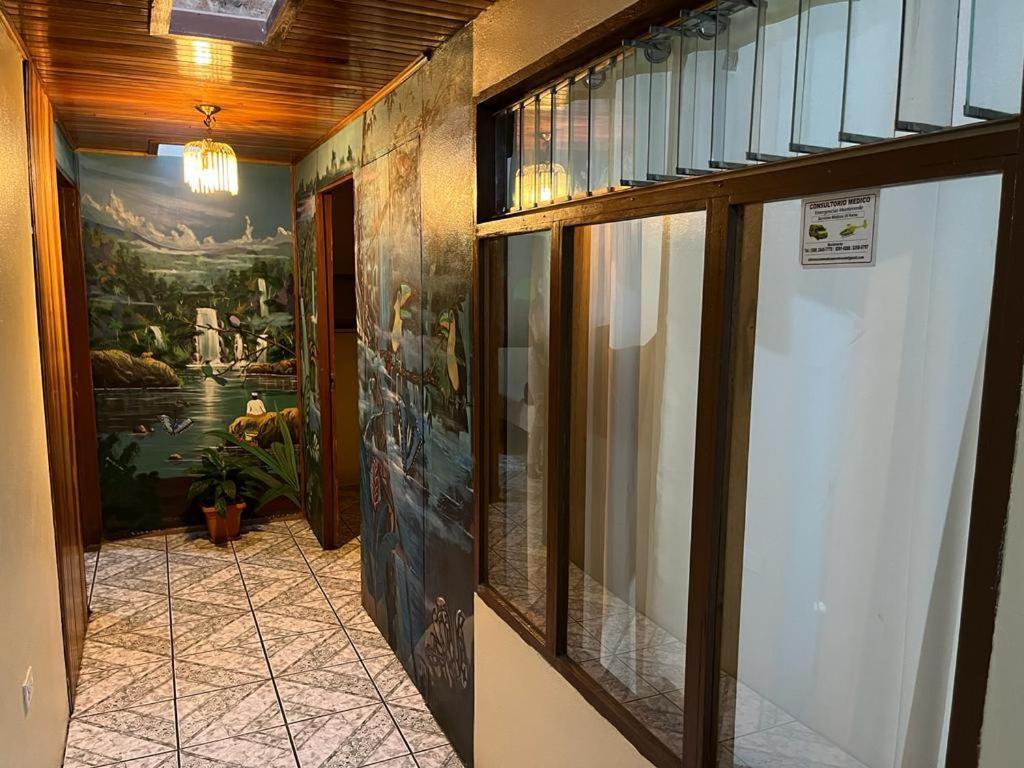 Monteverde Monkey Hostel Dış mekan fotoğraf